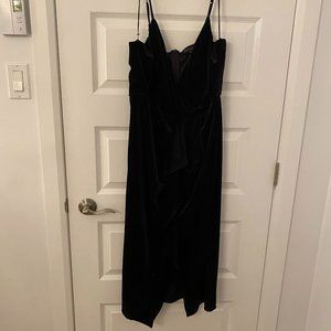Dynamite black velvet midi dress